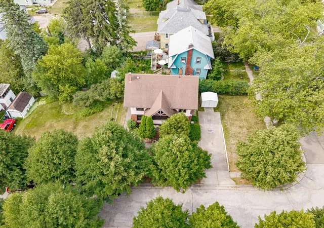 4th image of 101 S 20th Avenue E, Duluth, MN 55812 | MLS# 7101495