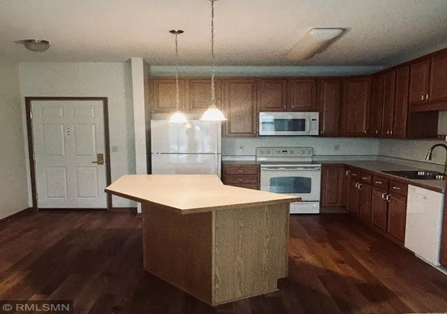 Homes for sale in Bloomington, MN | 8341 Lyndale Ave S #408, Bloomington, MN 55420 | MLS# 7101540