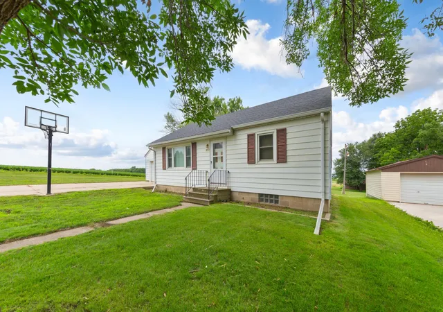 Homes for sale in New Richland, MN | 531 1St St Sw, New Richland, MN 56072 | MLS# 7101541