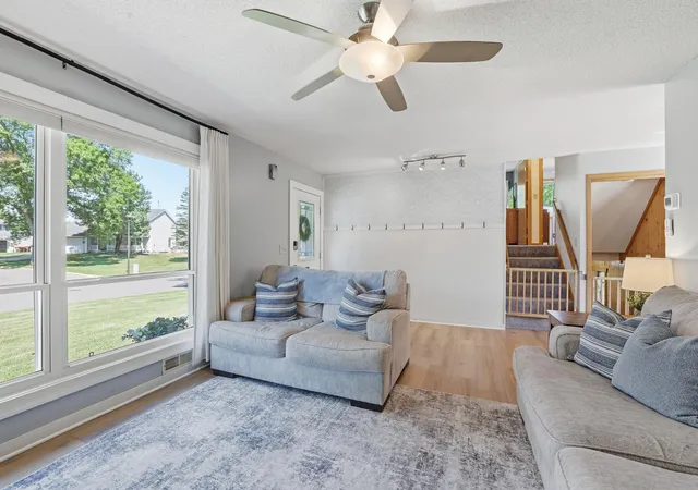 5th image of 7686 Ivystone Ave S, Cottage Grove, MN 55016 | MLS# 7101561