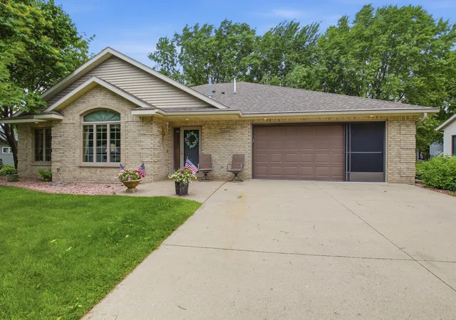 Photo 2 of Single family home for sale at 2204 20th Street Sw, Willmar, MN 56201 | MLS# 7101563 | Listing updated on 2026-09-01