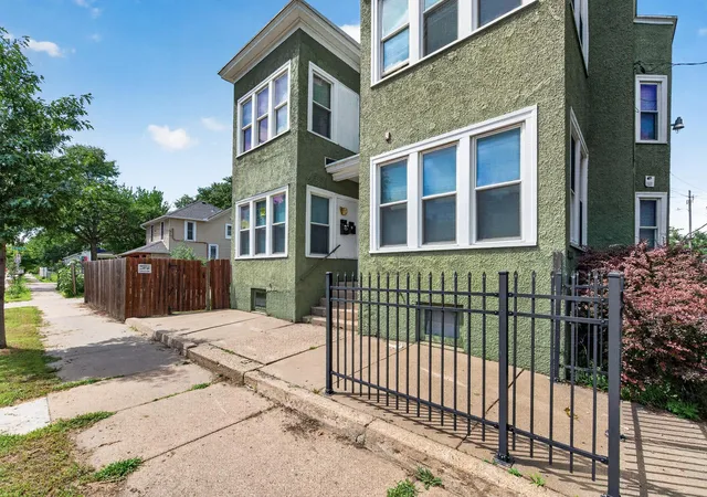 Homes for sale in Minneapolis, MN | 1508 E 26Th St, Minneapolis, MN 55404 | MLS# 7101570