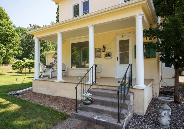 2nd image of 201 W Colvill St, Cannon Falls, MN 55009 | MLS# 7101571