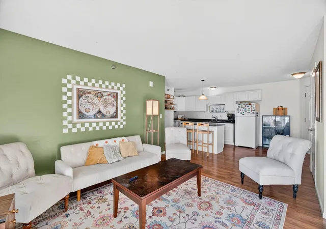 1st image of 1976 29th Pl Nw #201, Rochester, MN 55901 | MLS# 7101600