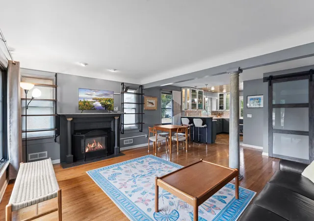 2nd image of 5752 21st Ave S, Minneapolis, MN 55417 | MLS# 7101626