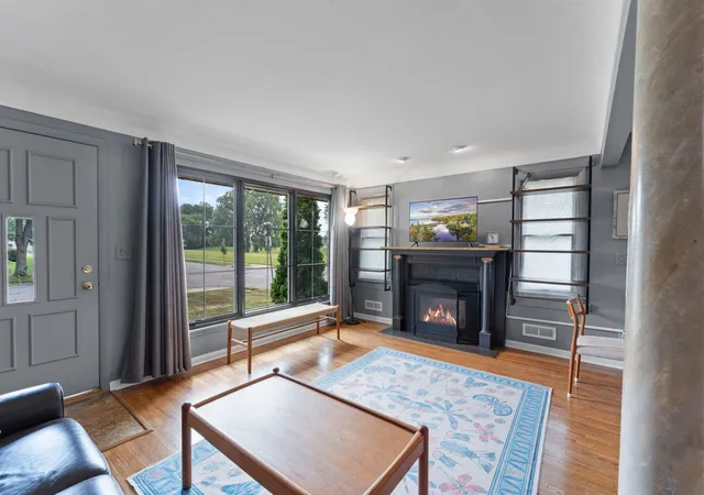 3rd image of 5752 21St Ave S, Minneapolis, MN 55417 | MLS# 7101626
