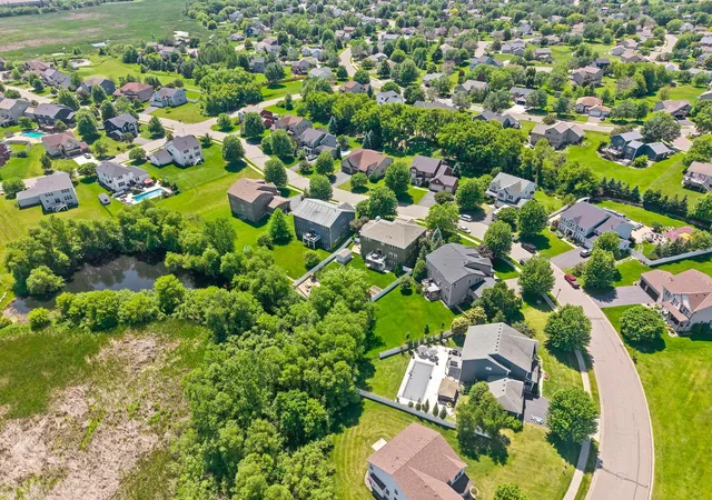 Homes for sale in Rogers, MN | 14034 Savanna Dr, Rogers, MN 55374 | MLS# 7101635