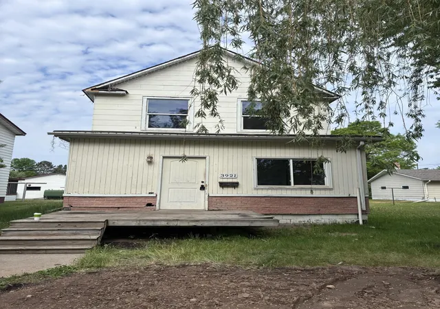 Homes for sale in Hibbing, MN | 3921 5th Ave E, Hibbing, MN 55746 | MLS# 7101644