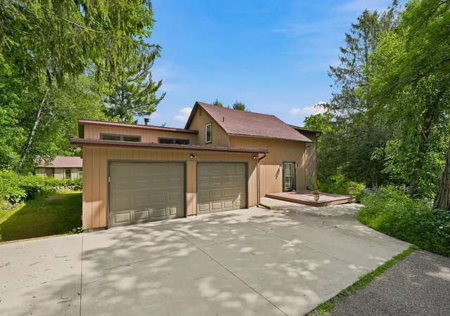 3rd image of 146 Green Spring Rd, Red Wing, MN 55066 | MLS# 7101654
