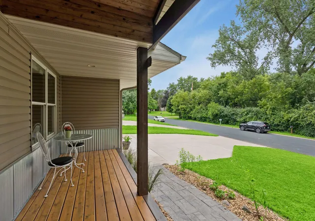 Homes for sale in New Brighton, MN | 2551 15Th St Nw, New Brighton, MN 55112 | MLS# 7101657