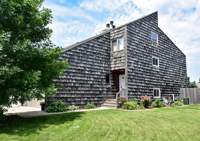 1st image of 608 37th Ave S, Moorhead, MN 56560 | MLS# 7101664