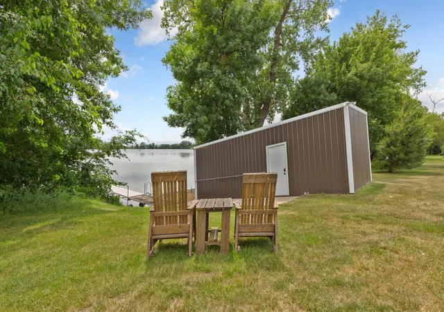 Homes for sale in Hanska, MN | 23455 135Th St, Hanska, MN 56041 | MLS# 7101672