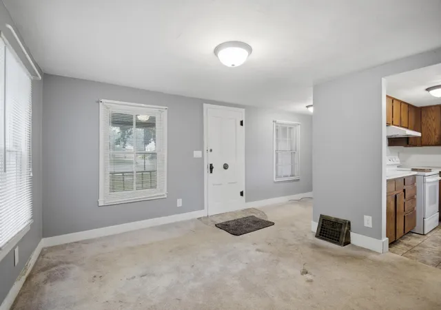 Photo 3 of Sale Pending at 238 Prospect St, Owatonna, MN 55060 | MLS# 7101673 | Listing updated on 2026-08-13