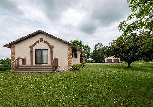 Homes for sale in Willmar, MN | 1800 30 St Nw, Willmar, MN 56201 | MLS# 7101693