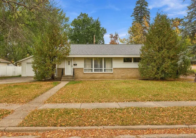 Photo 2 of Single family home for sale at 2105 Centennial Dr, Saint Cloud, MN 56303 | MLS# 7101697 | Listing updated on 2026-10-20