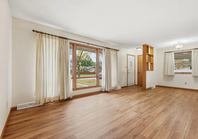 Photo 3 of Single family home for sale at 2105 Centennial Dr, Saint Cloud, MN 56303 | MLS# 7101697 | Listing updated on 2026-10-20