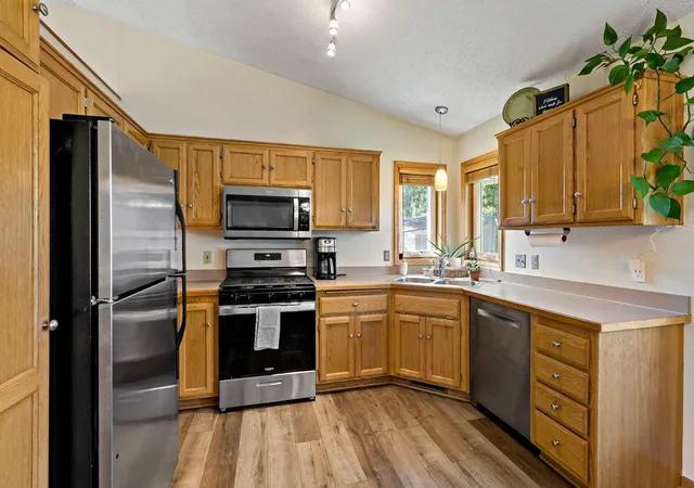 4th image of 1228 Heritage Dr, Shakopee, MN 55379 | MLS# 7101699