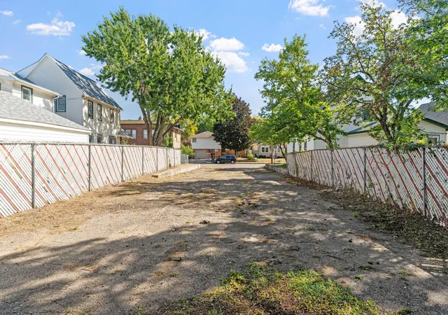 18th image of 2110 4th St Ne, Minneapolis, MN 55418 | MLS# 7101714