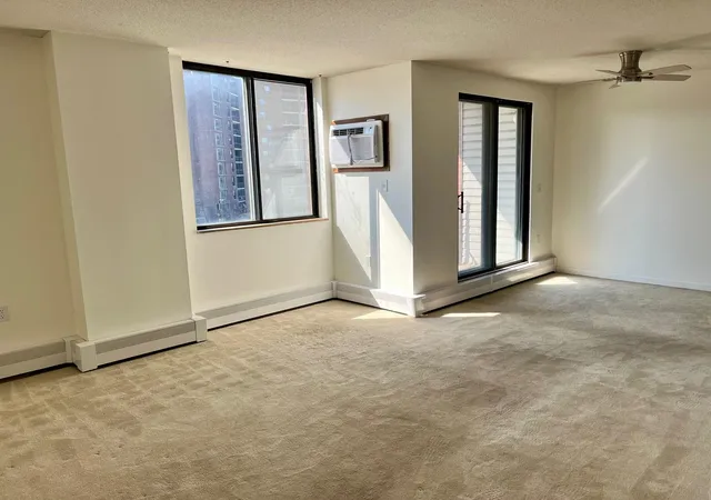 Photo 3 of Condo for sale at 6500 Woodlake Dr #313, Minneapolis, MN 55423 | MLS# 7101723 | Listing updated on 2026-07-28