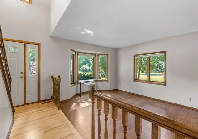 Photo 3 of Sale Pending at 10298 Mooer Ln, Eden Prairie, MN 55347 | MLS# 7101744 | Listing updated on 2026-10-01