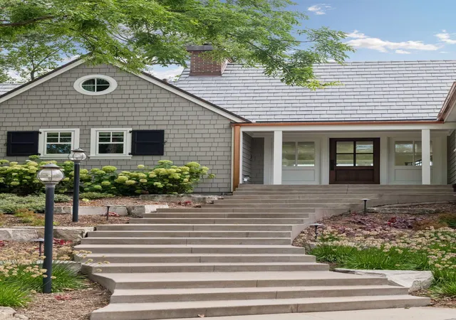 Photo 2 of Single family home for sale at 1397 Orono Ln, Wayzata, MN 55391 | MLS# 7101751 | Listing updated on 2026-10-22