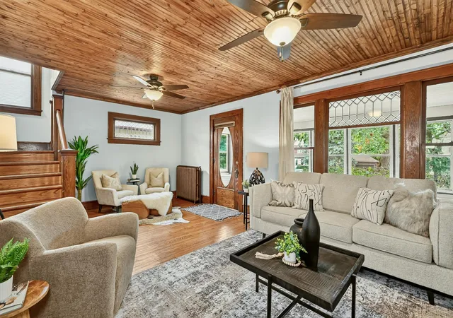 Photo 3 of Single family home for sale at 842 2nd St Nw, Rochester, MN 55901 | MLS# 7101754 | Listing updated on 2026-10-07