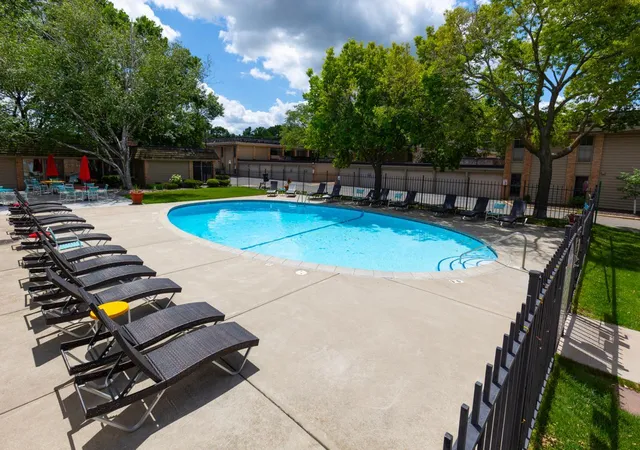 Photo 2 of Condo for sale at 6328 Barrie Rd #3K, Minneapolis, MN 55435 | MLS# 7101774 | Listing updated on 2026-10-23