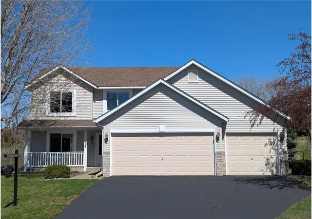 3rd image of 49 Windsor Wood Path, Hudson, WI 54016 | MLS# 7101812