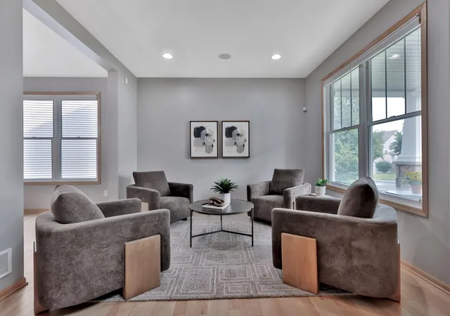 2nd image of 15376 Plumstone Dr, Eden Prairie, MN 55347 | MLS# 7101849