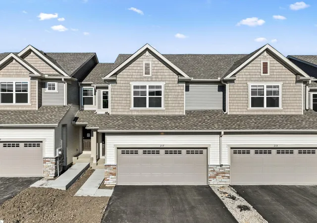 1st image of 217 Huntington Dr, Waconia, MN 55387 | MLS# 7101853