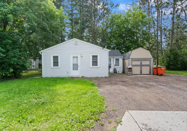 2nd image of 411 21st St, Cloquet, MN 55720 | MLS# 7101876