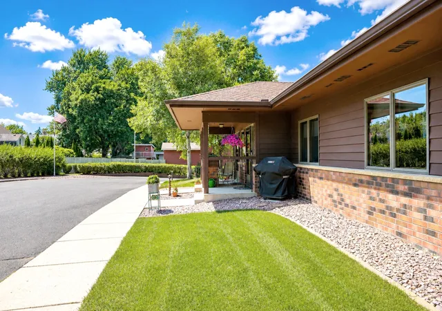 Homes for sale in Waseca, MN | 826 4th Ave Ne, Waseca, MN 56093 | MLS# 7101891