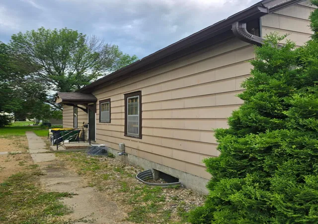 Homes for sale in New Ulm, MN | 18303 Sperl Ave, New Ulm, MN 56073 | MLS# 7101904
