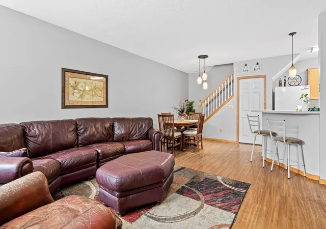 Homes for sale in Shoreview, MN | 1947 Bluestem Ln, Shoreview, MN 55126 | MLS# 7101915