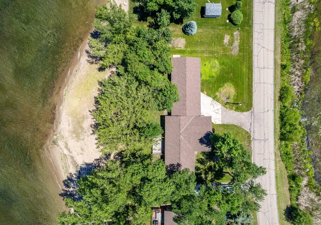 Homes for sale in Clitherall, MN | 41579 Ukkelberg Dr, Clitherall, MN 56524 | MLS# 7101942