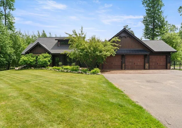 1st image of 1649 Gull Ln Sw, Nisswa, MN 56468 | MLS# 7101962