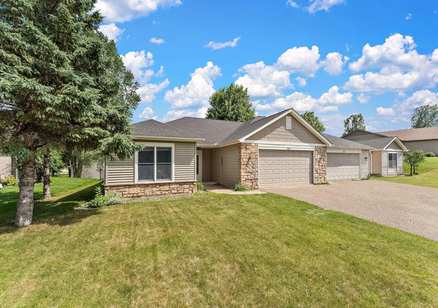 1st image of 1825 Windmill Dr, Baldwin, WI 54002 | MLS# 7101964