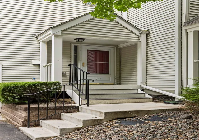 Photo 3 of Sale Pending at 244 3rd Avenue Ne, Minneapolis, MN 55413 | MLS# 7101967 | Listing updated on 2026-08-31