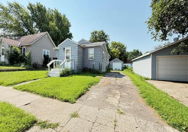 Homes for sale in Appleton, MN | 36 E Ronning Ave, Appleton, MN 56208 | MLS# 7101969