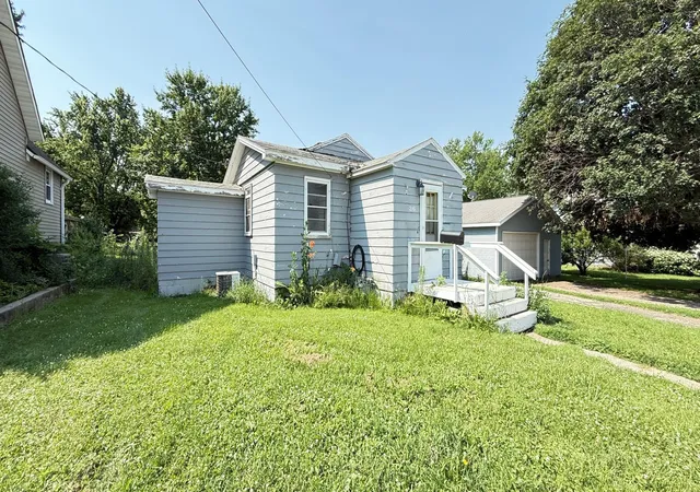 Homes for sale in Appleton, MN | 36 E Ronning Ave, Appleton, MN 56208 | MLS# 7101969