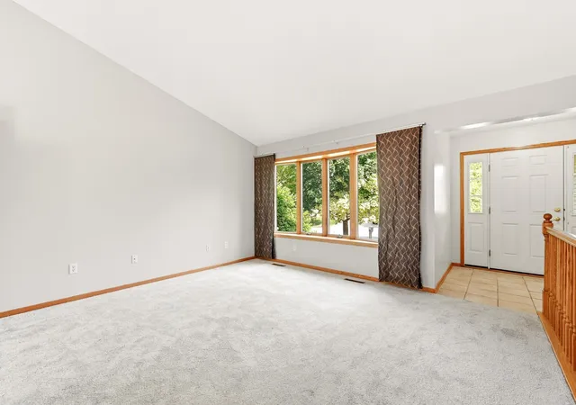 4th image of 3328 Dorset Ln Nw, Rochester, MN 55901 | MLS# 7101973