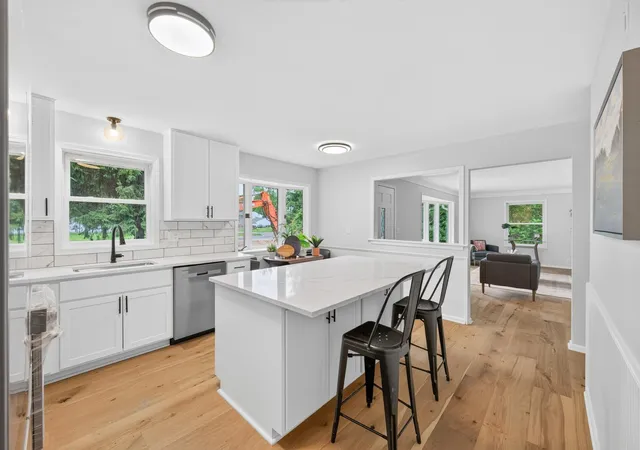 1st image of 9170 Jamaca Ct N, Lake Elmo, MN 55042 | MLS# 7101990