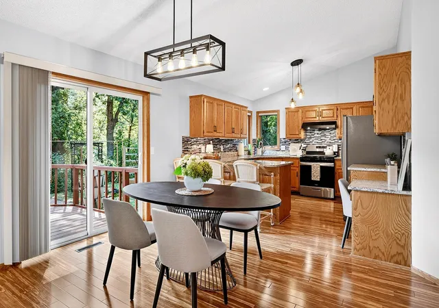 Photo 2 of Single family home for sale at 570 Dorland Rd S, Saint Paul, MN 55119 | MLS# 7102006 | Listing updated on 2026-08-22