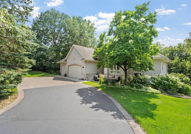 Homes for sale in Wayzata, MN | 15183 Wayzata Blvd, Wayzata, MN 55391 | MLS# 7102017