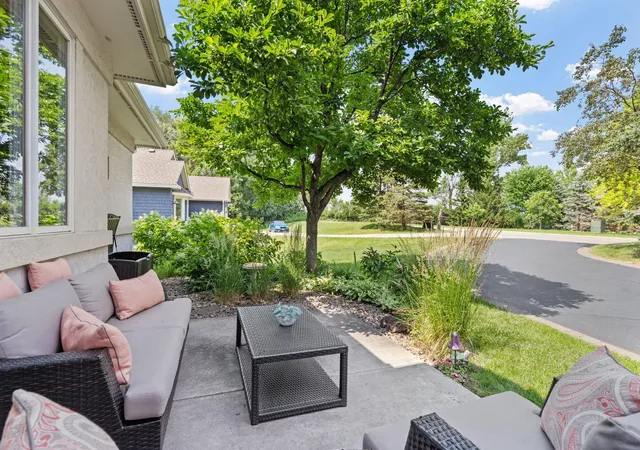 Homes for sale in Wayzata, MN | 15183 Wayzata Blvd, Wayzata, MN 55391 | MLS# 7102017
