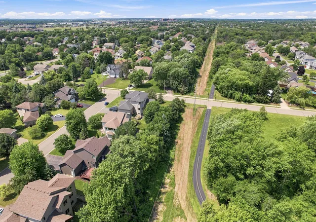 48th image of 10190 Noble Ct N, Minneapolis, MN 55443 | MLS# 7102039