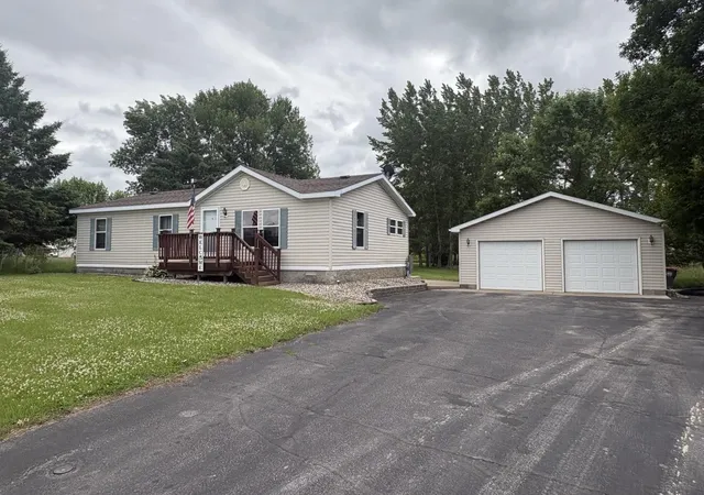 Homes for sale in Alexandria, MN | 2700 S Lake Jessie Rd Se, Alexandria, MN 56308 | MLS# 7102043