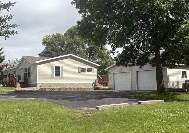 Homes for sale in Alexandria, MN | 2700 S Lake Jessie Rd Se, Alexandria, MN 56308 | MLS# 7102043