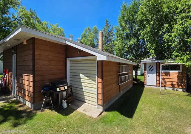 Homes for sale in International Falls, MN | 1324 8th Ave, International Falls, MN 56649 | MLS# 7102049