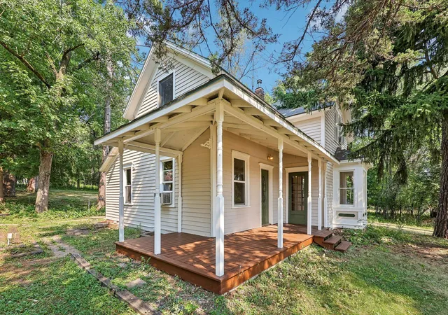 2nd image of 3032 Saint Croix Trl S, Afton, MN 55001 | MLS# 7102060